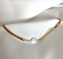 Load image into Gallery viewer, Golden Pearl Necklace